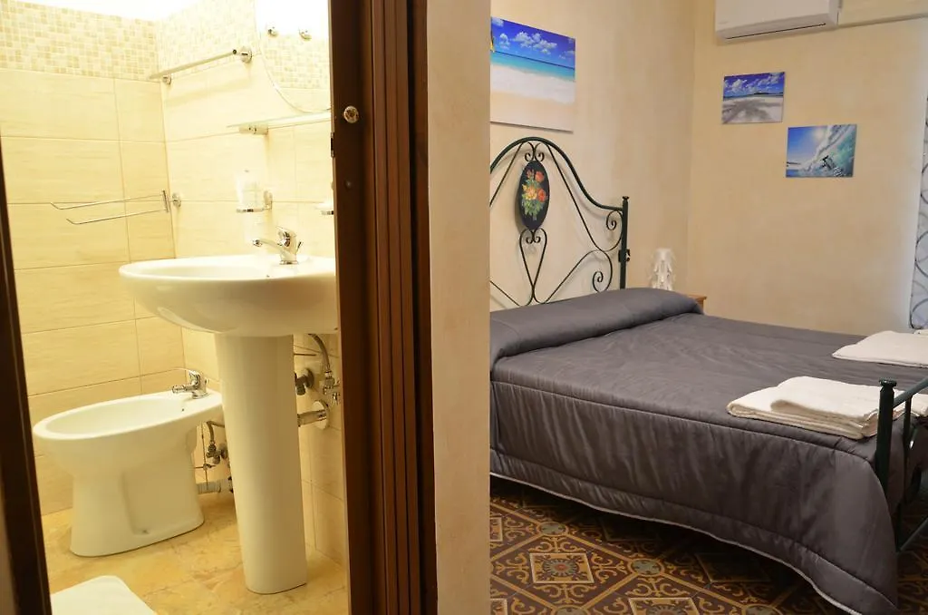 Bed&Breakfast Villa Bellini Catania 3*,  Italien